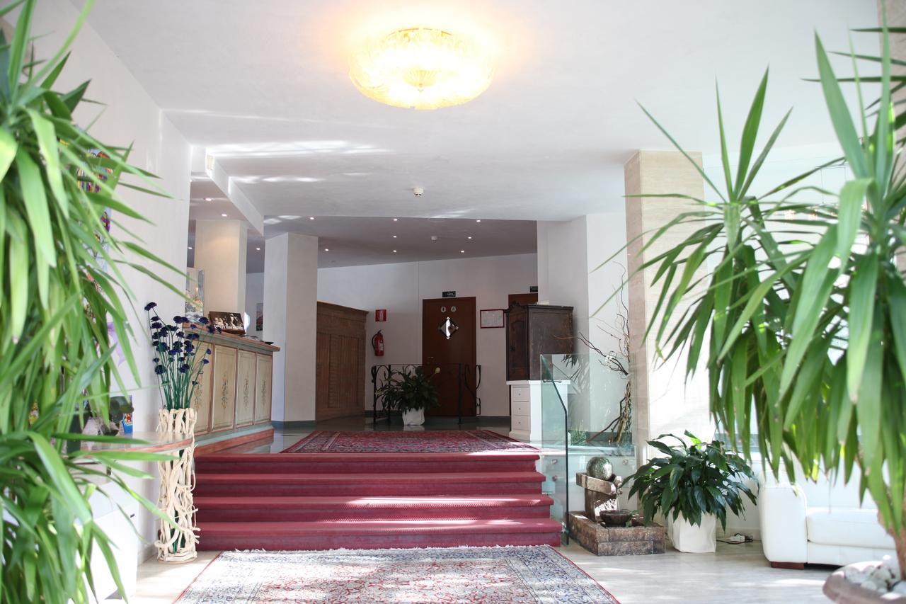 Hotel Plaza Llido Degli Estensi Eksteriør billede