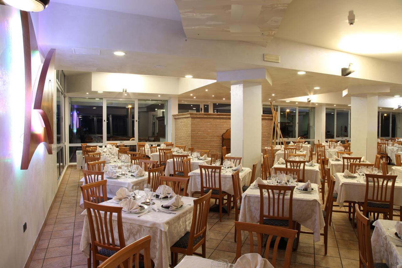 Hotel Plaza Llido Degli Estensi Eksteriør billede