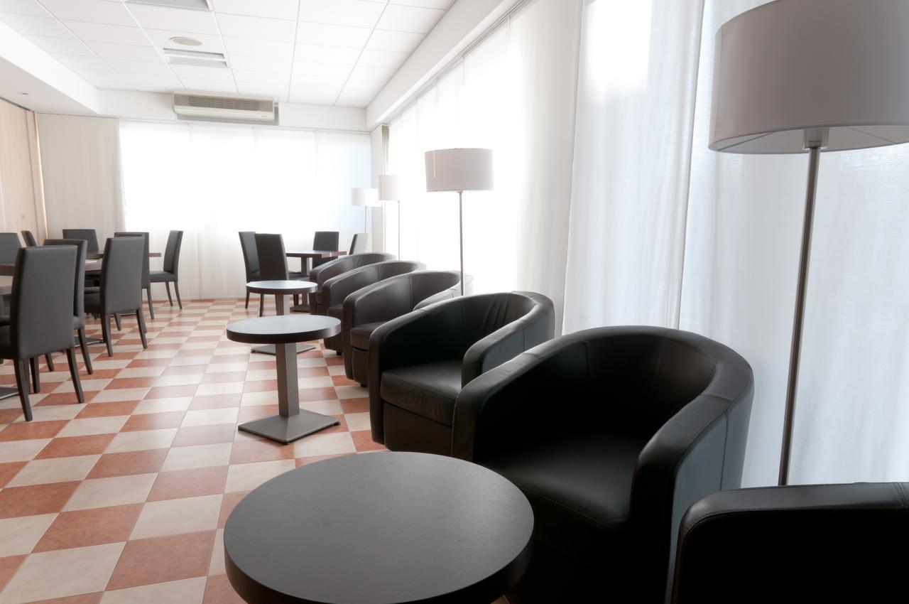 Hotel Plaza Llido Degli Estensi Eksteriør billede