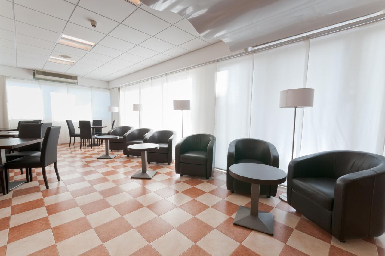 Hotel Plaza Llido Degli Estensi Eksteriør billede