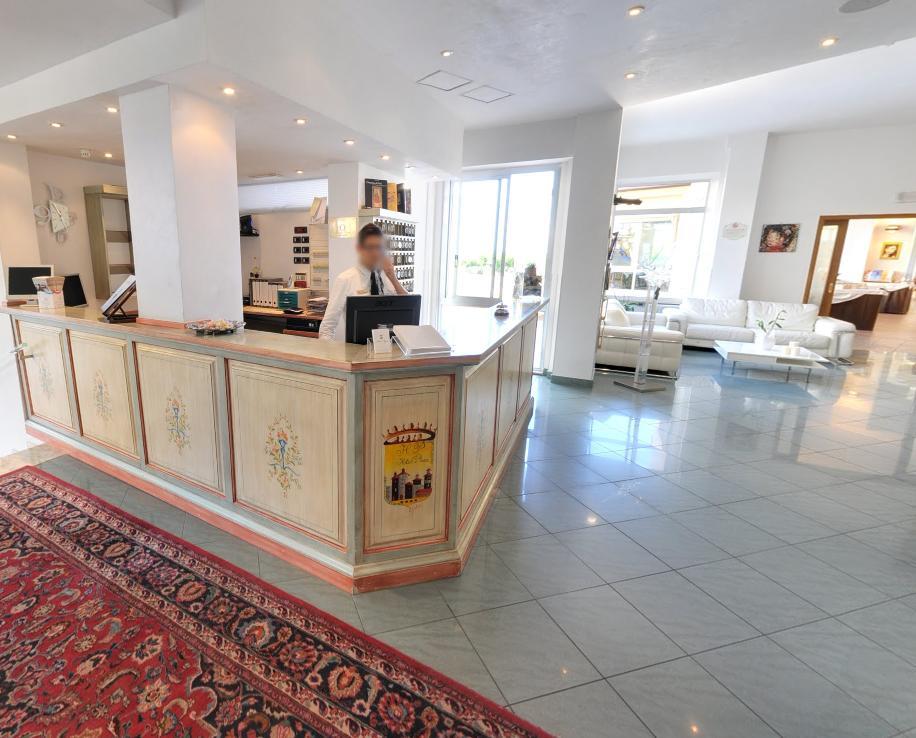 Hotel Plaza Llido Degli Estensi Eksteriør billede