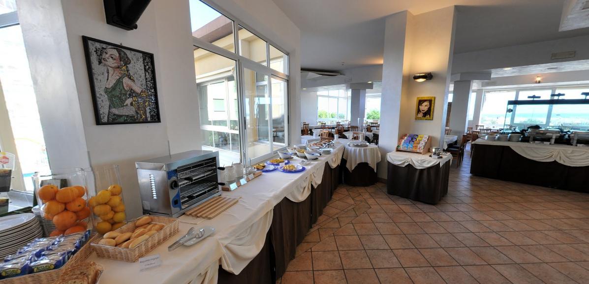 Hotel Plaza Llido Degli Estensi Eksteriør billede